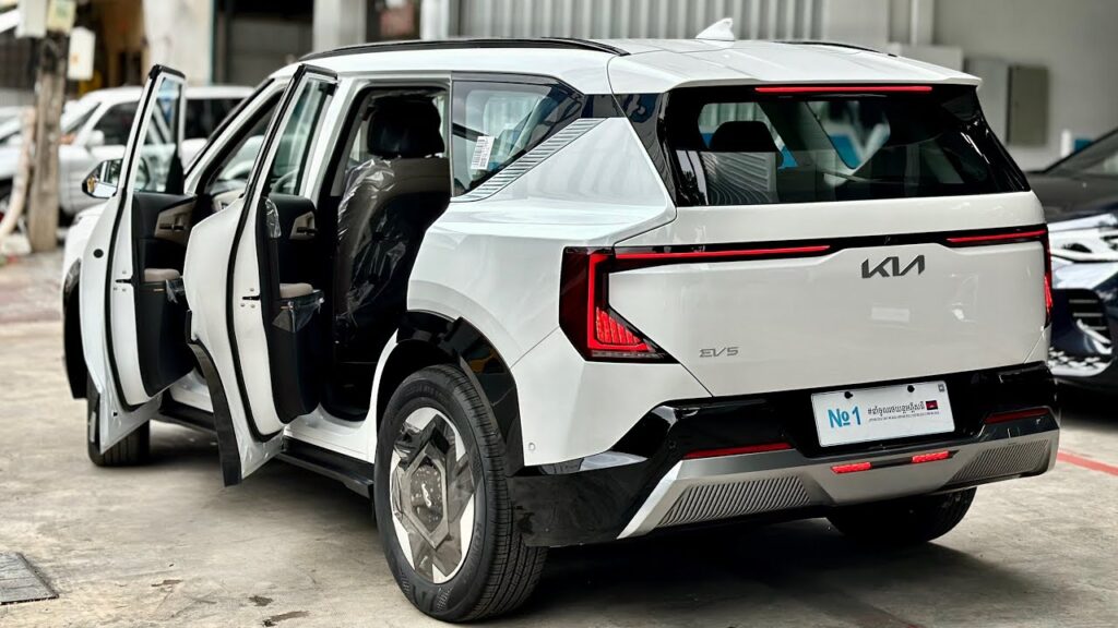 Kia EV5